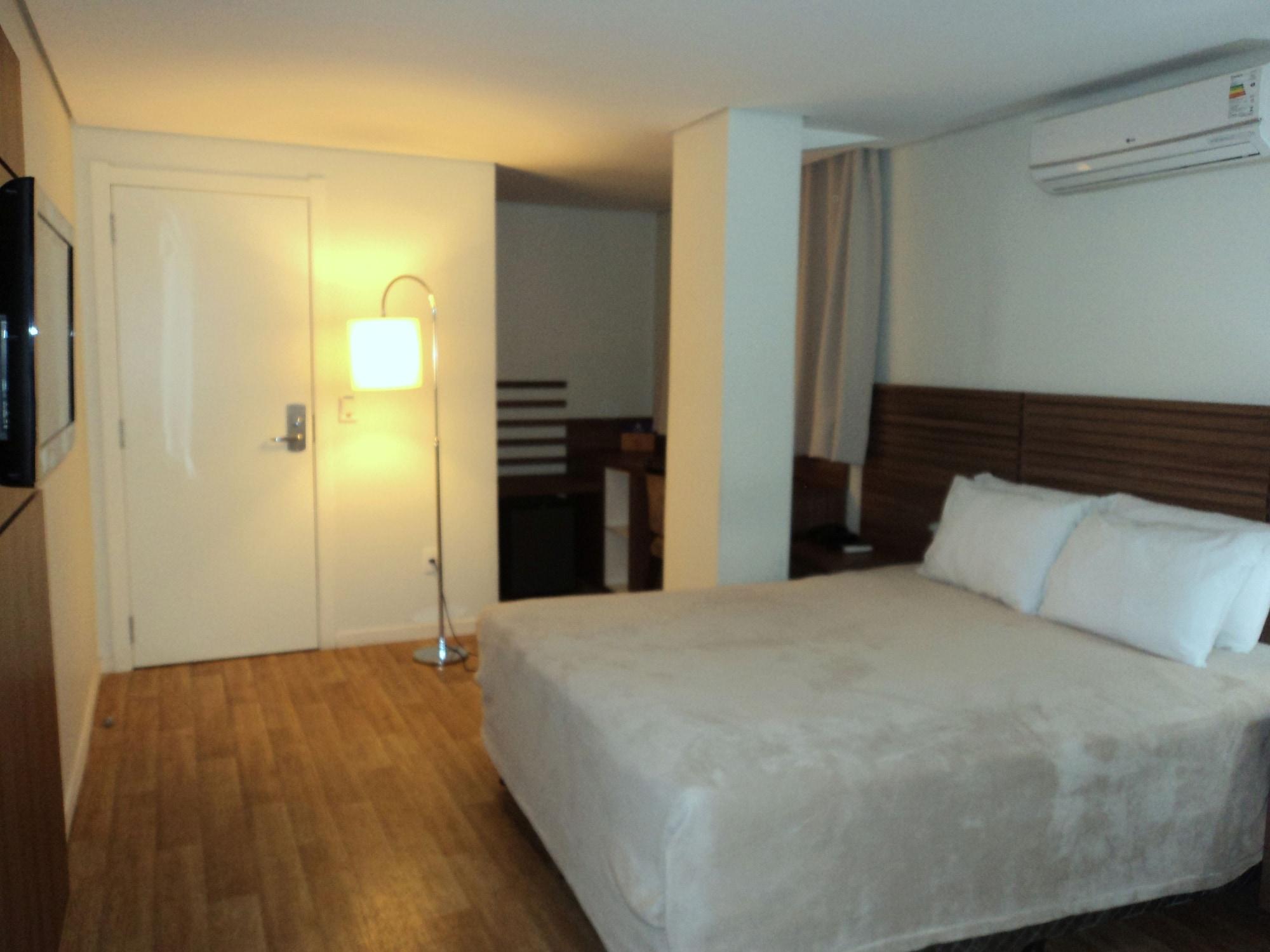 Umbu Hotel Porto Alegre - Centro Historico - Prox Aeroporto 15Min Zewnętrze zdjęcie