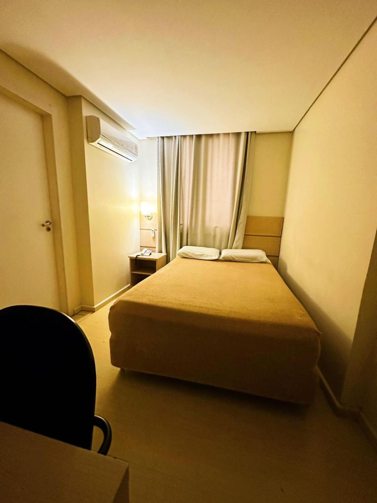 Umbu Hotel Porto Alegre - Centro Historico - Prox Aeroporto 15Min Pokój zdjęcie