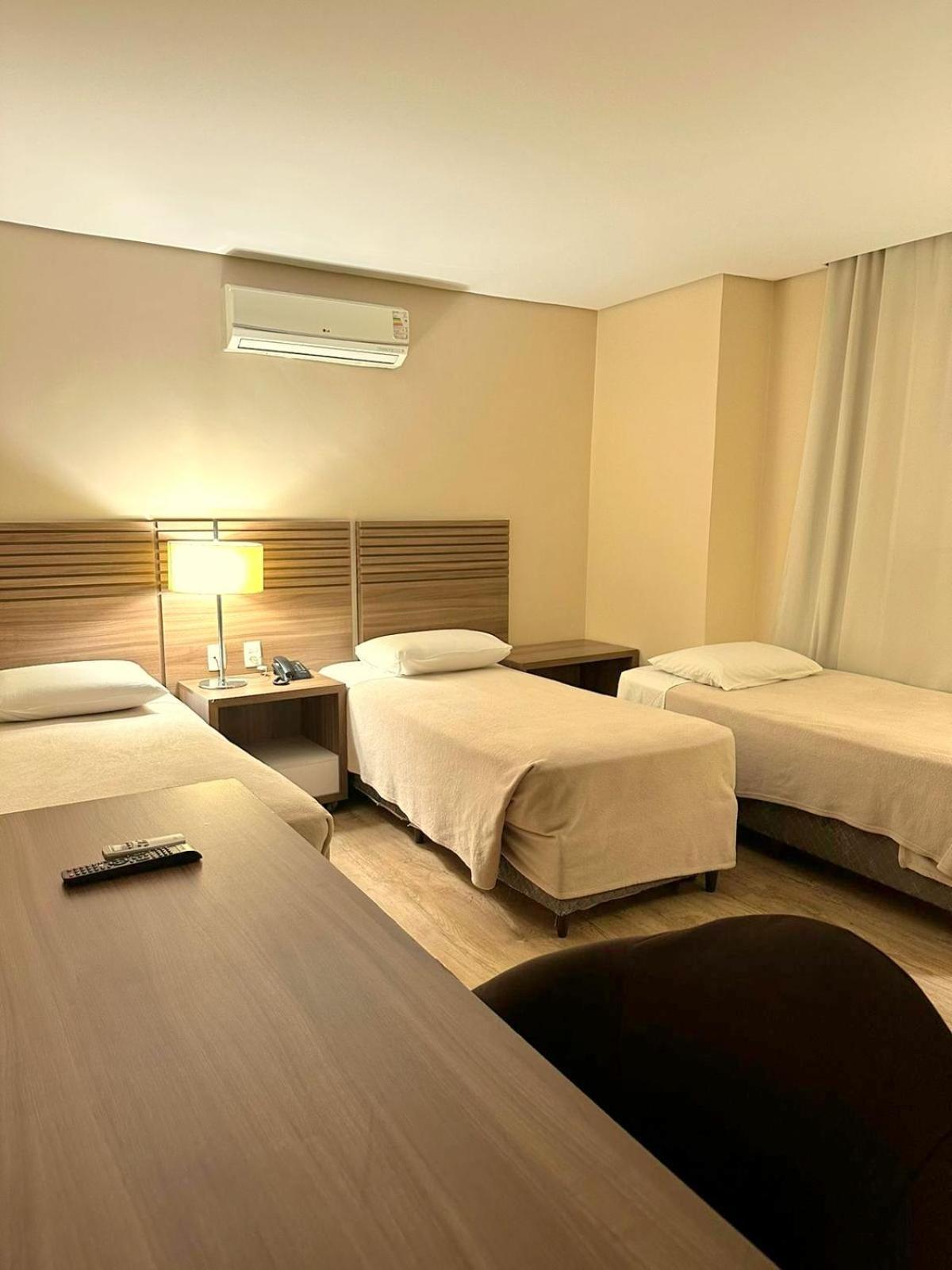 Umbu Hotel Porto Alegre - Centro Historico - Prox Aeroporto 15Min Pokój zdjęcie
