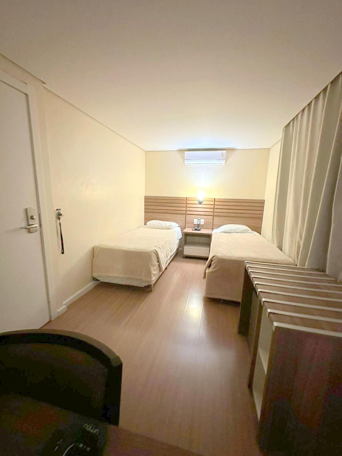 Umbu Hotel Porto Alegre - Centro Historico - Prox Aeroporto 15Min Pokój zdjęcie