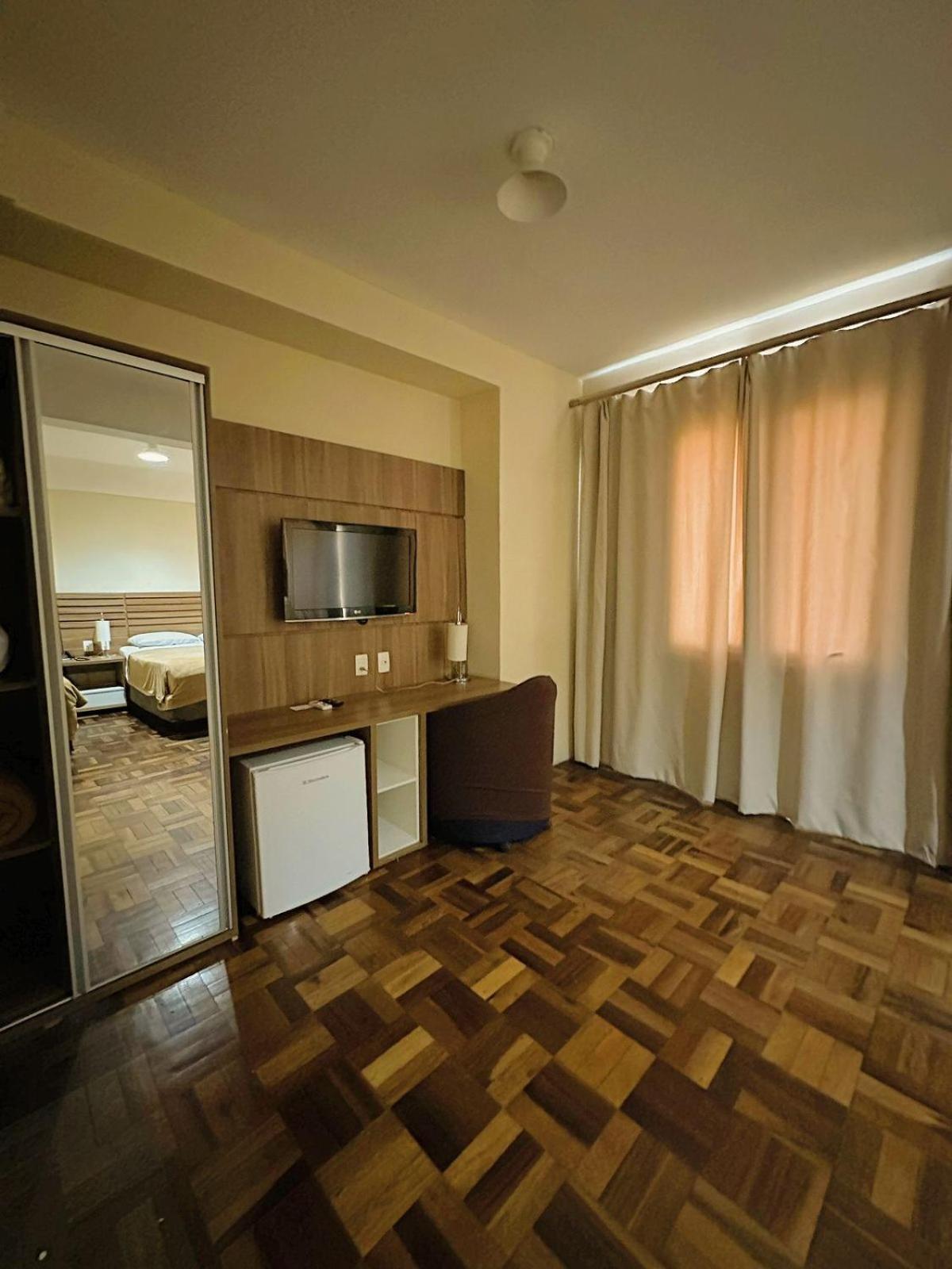 Umbu Hotel Porto Alegre - Centro Historico - Prox Aeroporto 15Min Pokój zdjęcie